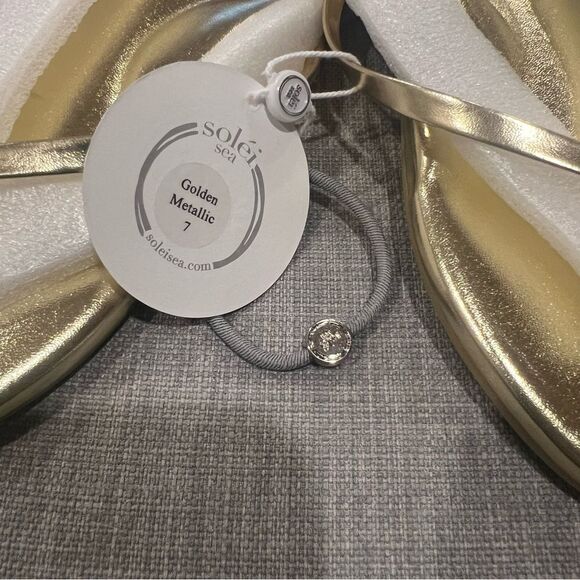 NWT Revolve Solei Sea Indie Metallic Gold Thong Sandal with arch support size 7 - Picture 5 of 7